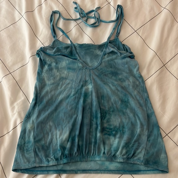 🏝Tank Top 🏝 - Picture 2 of 5